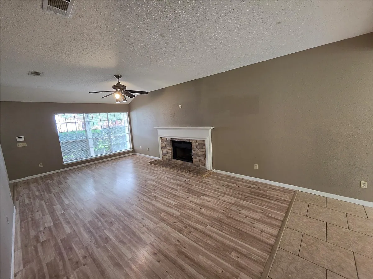 Building Photo - 12318 Fetlock Dr