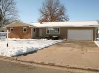 925 Princeton Rd, Janesville, WI 53546