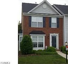 3rd image of 9712 Magnolia Pointe Pl