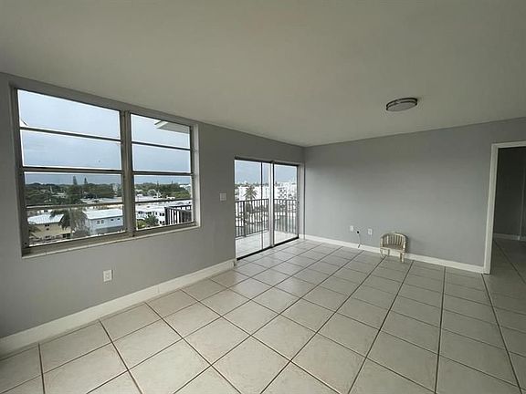 3rd image of 8024 Tatum Waterway Dr APT 6C