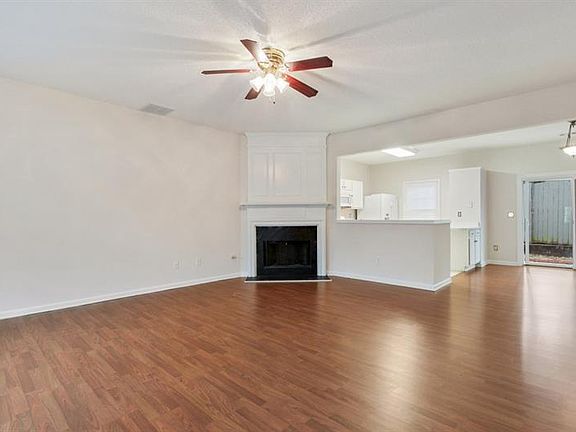 4th image of 4645 Valais Ct Unit 29