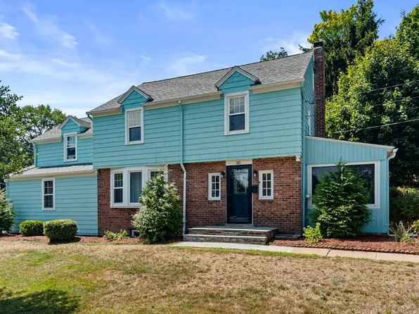30 Dorrance Street, Hamden, CT 06518