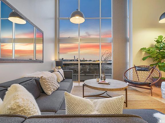 2nd image of 1099 23rd St APT 16