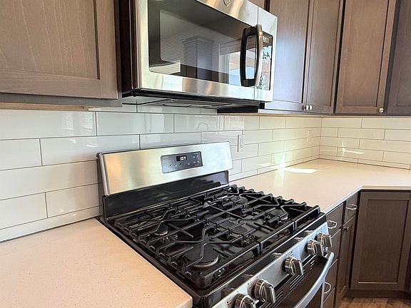 4th image of 1734 E C St