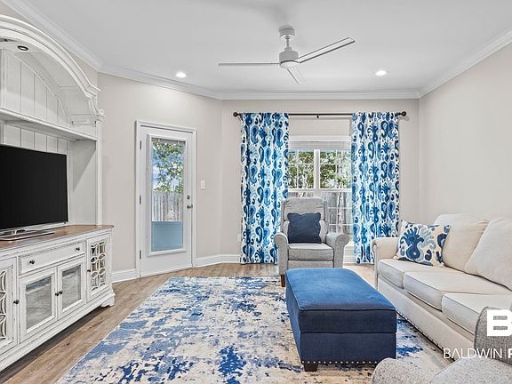 2nd image of 2651 S Juniper St #1805