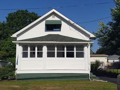 693 Darrow Rd, Akron, OH, 44305