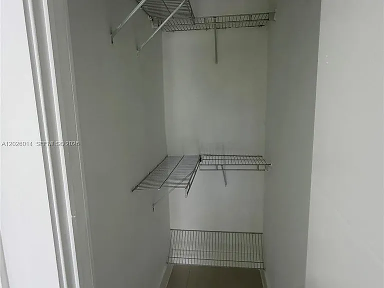 44 NW 10th Ave #3 — Photo 12