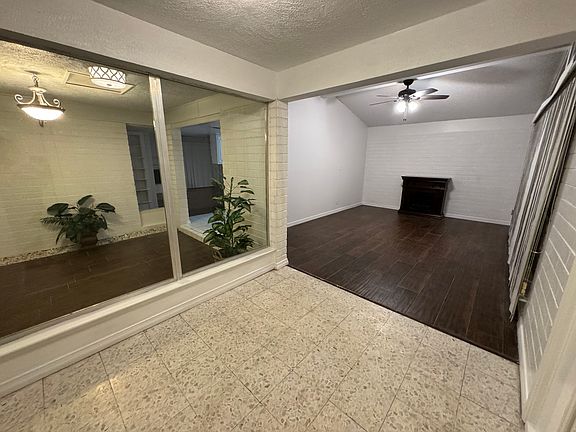 3rd image of 10240 Luella Ave