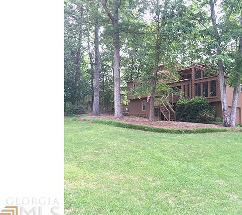 2nd image of 3741 Tallwood Cir