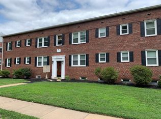 1117 N Kenilworth St, Arlington, VA 22205