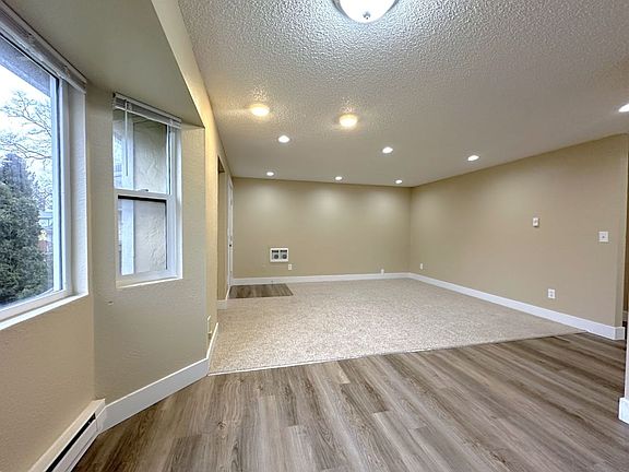 3rd image of 3339 S Ainsworth Ave APT 8