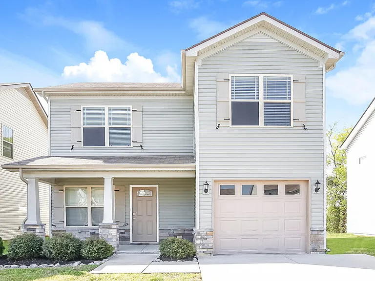 1834 Warmingfield Dr — Photo 1