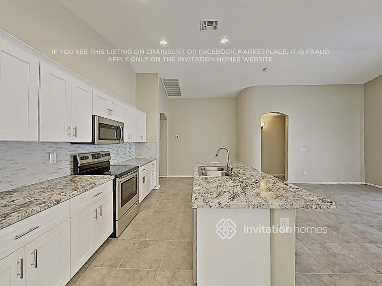 399 W Gascon Rd — Photo 9