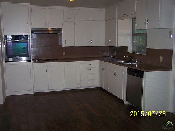 2nd image of 1217 San Antonio St