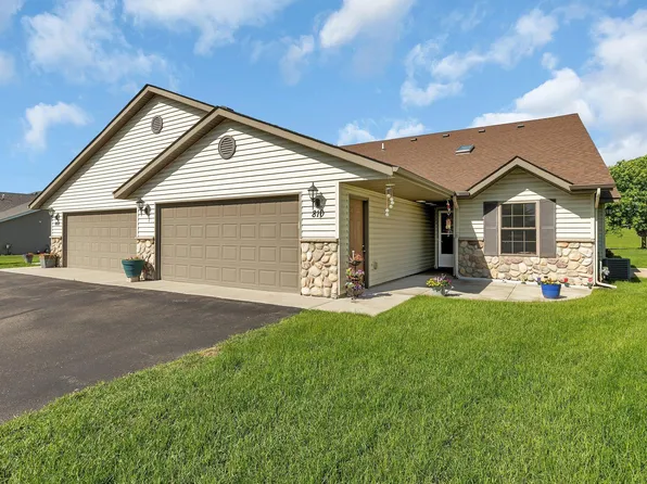 810 11th Ave NE, Milaca, MN 56353