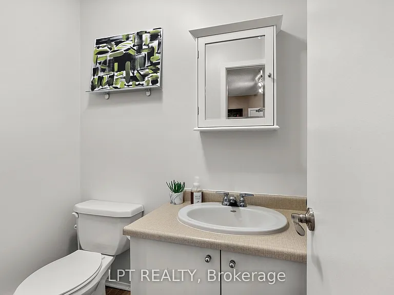 260 Fenerty Ct #4 — Photo 14