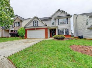 2124 Pineview Trl, Ellenwood, GA 30294