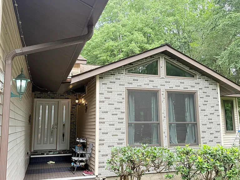 1292 Port Au Prince Rd — Photo 4