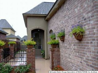 36291 W Pine Grove Ct, Prairieville, LA 70769