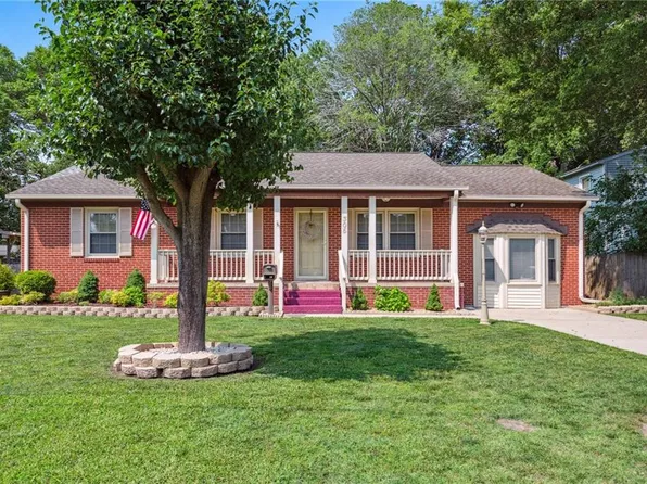305 Agusta Dr, Newport News, VA 23601