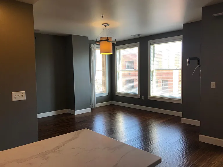 1630 N Clarkson St #402 — Photo 2