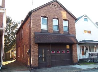 42 Walnut St, Natrona Heights, PA 15065