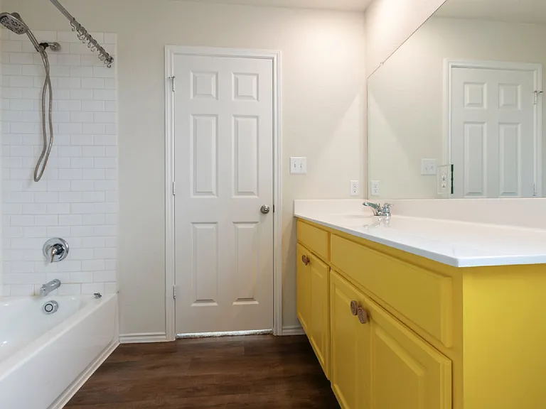 6110 Willow Point Blvd — Photo 28