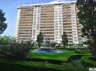 1785 215th St APT 8A, Flushing, NY 11360