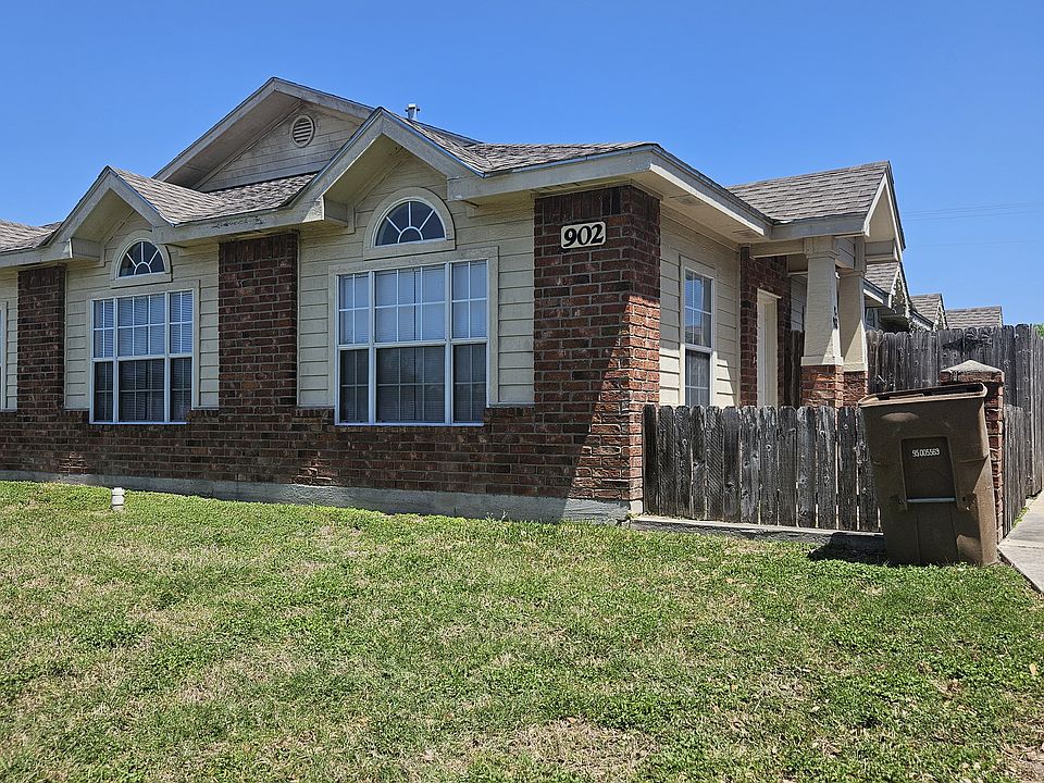 1st image of 902 Fort Hood Ave #C