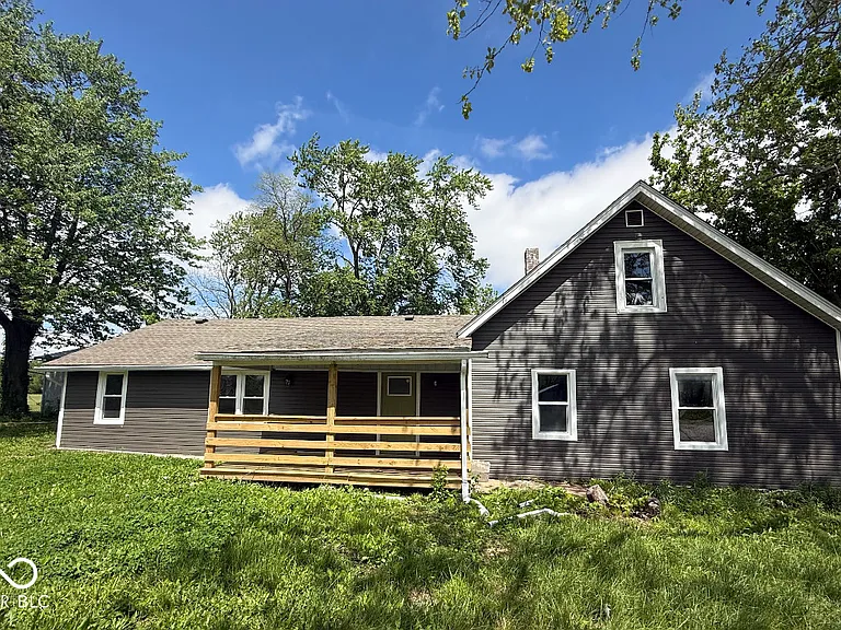 7800 S Mooresville Road in Indianapolis