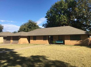 1232 S 1st St, Blackwell, OK 74631