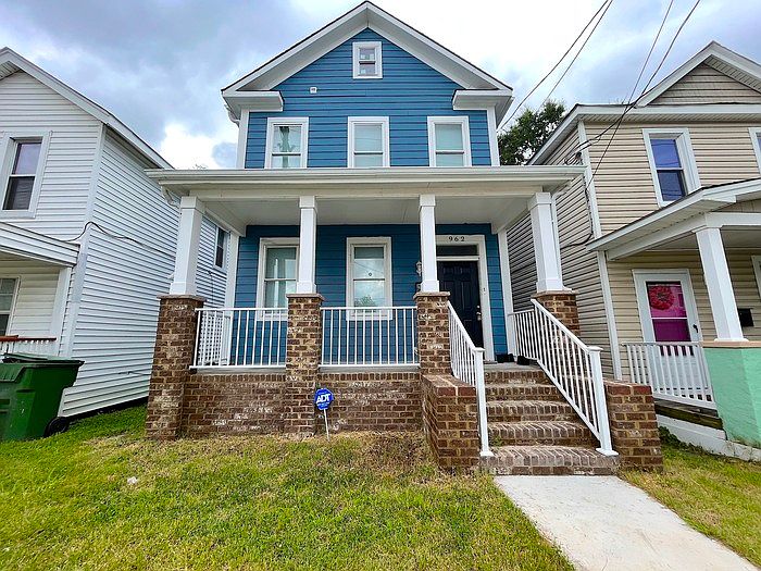 1st image of 962 Saint Julian Ave