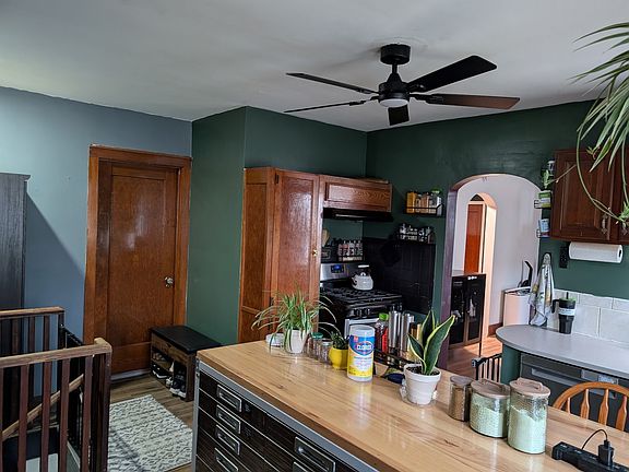 4th image of 937 25th St