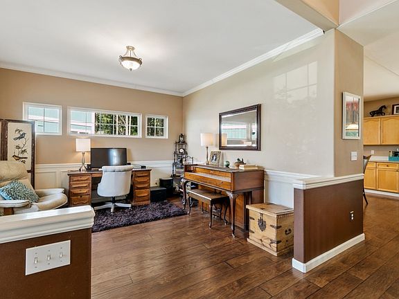 3rd image of 9828 173rd Street Ct E