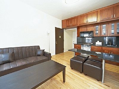 4th image of 434 W 47th St