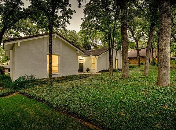 2nd image of 6415 Shorewood Dr