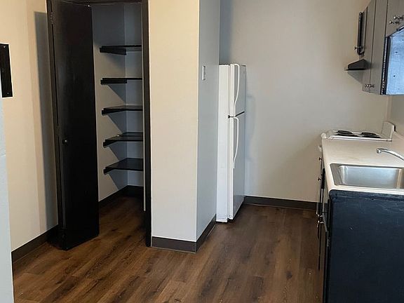 4th image of 1114-1124 Vine St #10