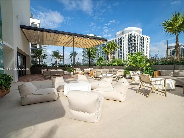 11 NE 6th 1006 Miami #1006 — Photo 27