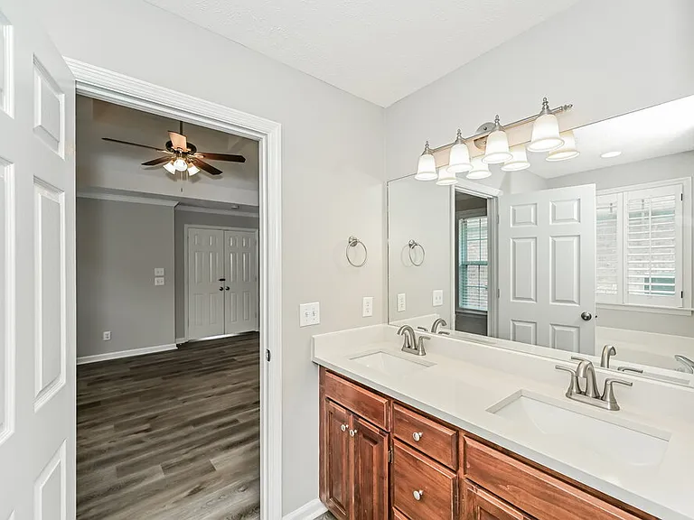 4116 Highlander Ct — Photo 14