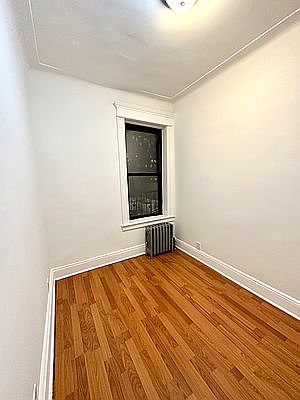 4th image of 23-70 29th St #19