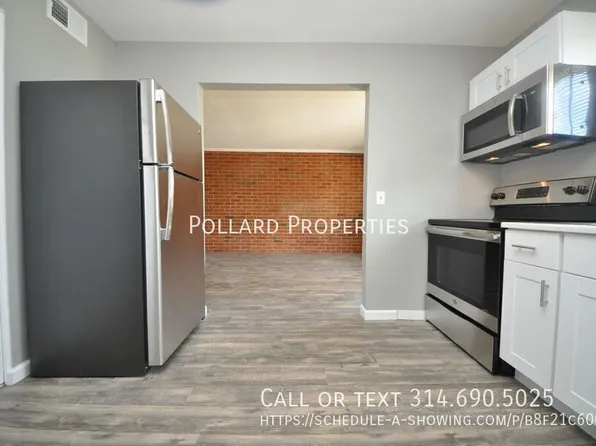 13 Westwood Vlg, Wright City, MO 63390