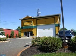 17 Willow Rd, Maple Shade, NJ 08052