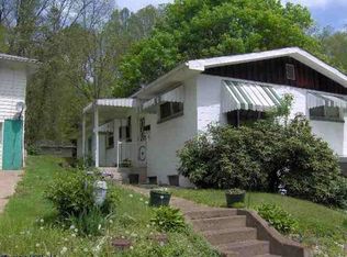 510 Maple Dr, Weston, WV 26452