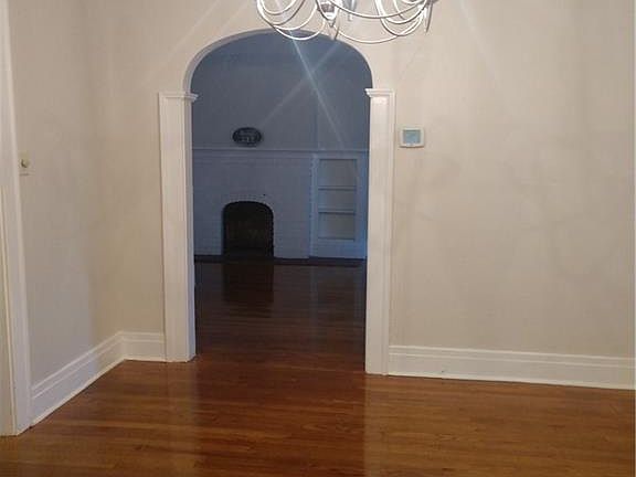 5th image of 223 Columbia Ave