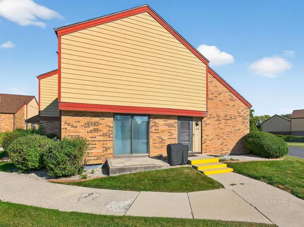 3925 West College AVENUE, Milwaukee, WI 53221