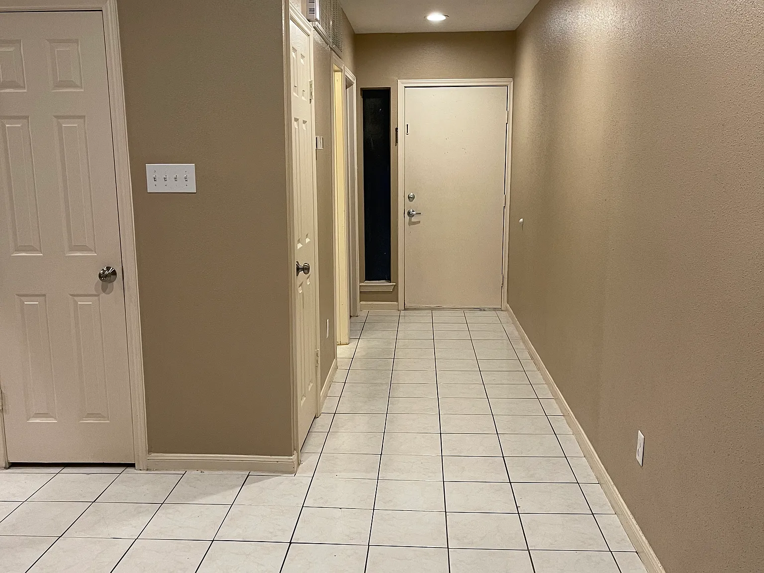 2 bed, 1226 sqft, $1,450 — Photo 3