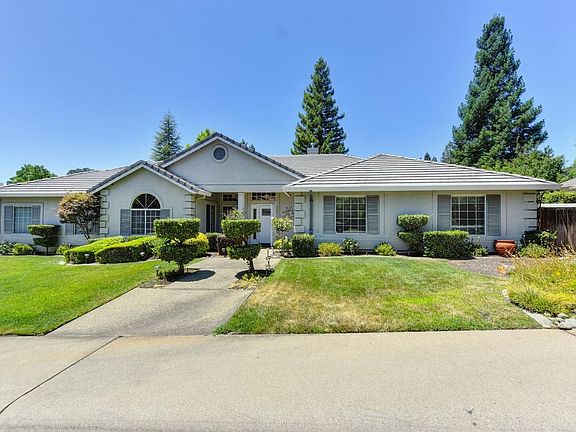 2nd image of 139 Darrington Dr