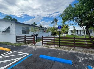 113 SE 5th St APT B, Hallandale, FL 33009
