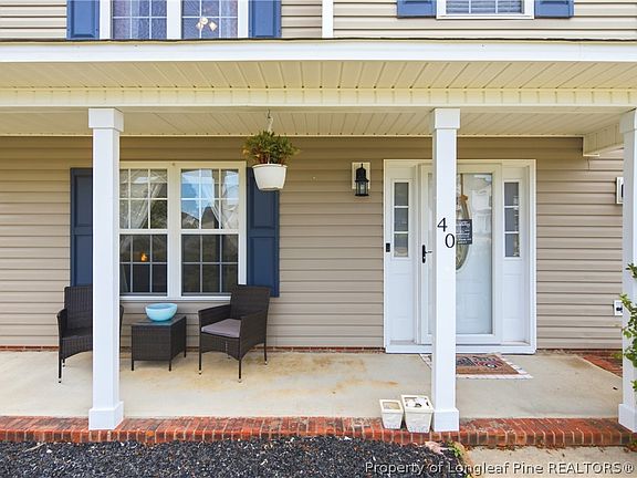 5th image of 40 Dover Ct E