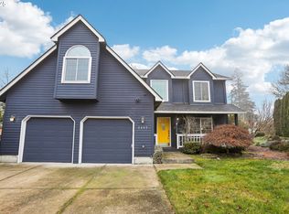 2487 NE Nicki Ct, Hillsboro, OR